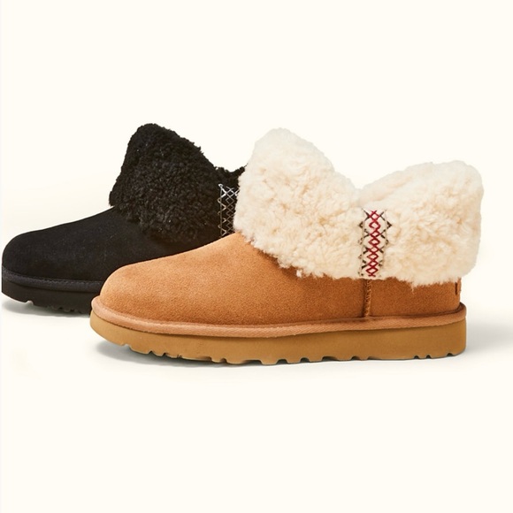 Ultra Mini UGG Braid Ankle Boots - Picture 2 of 9